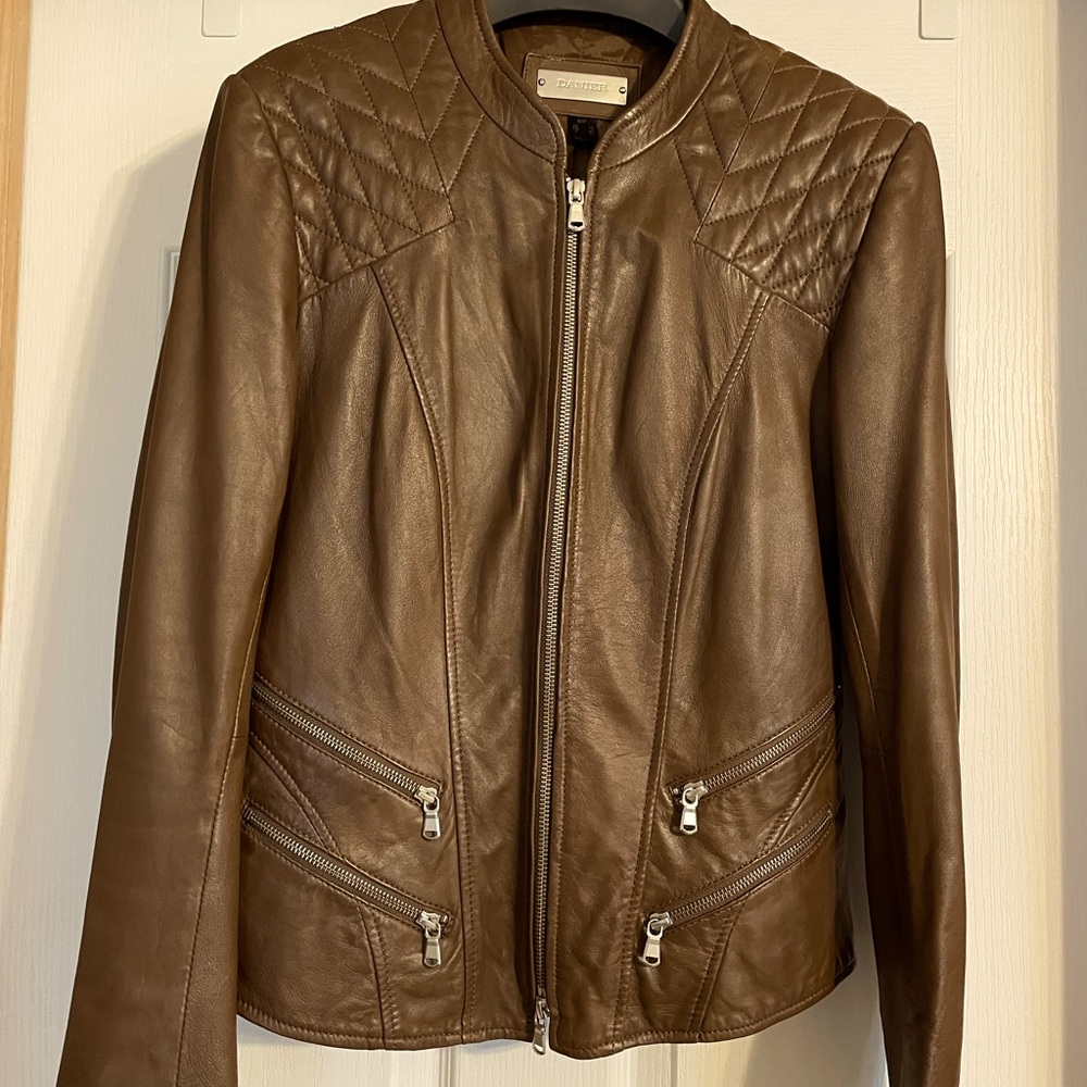 Stunning brown leather jacket